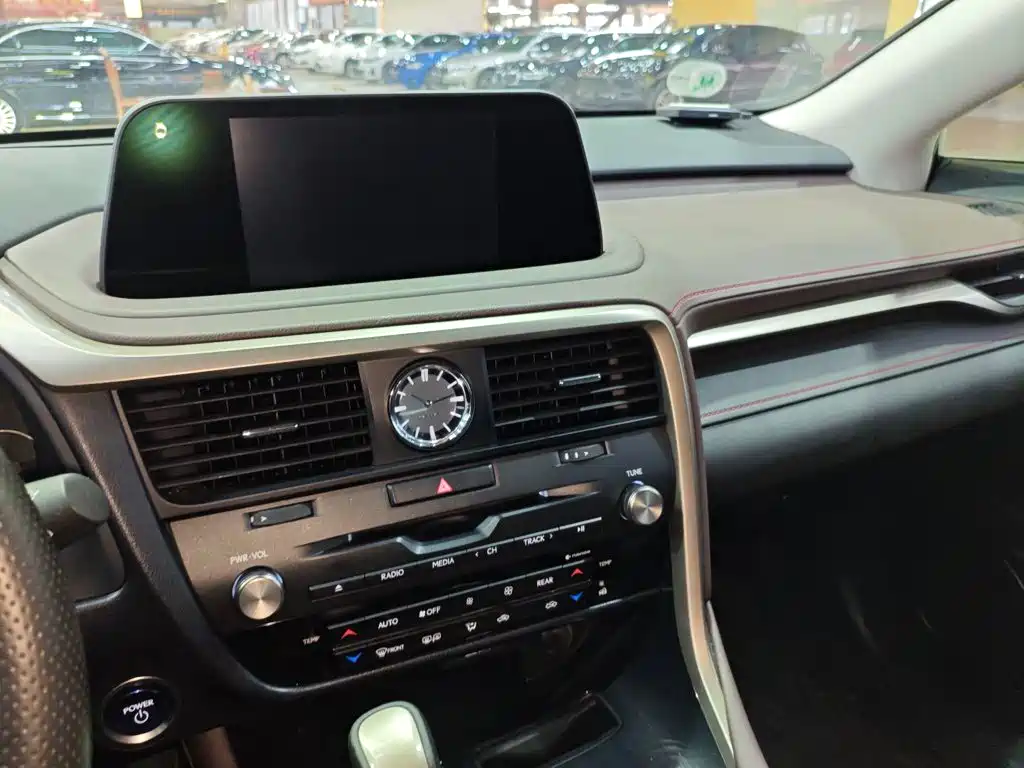 Lexus RX 2020 450hL Elegant 7 мест VI