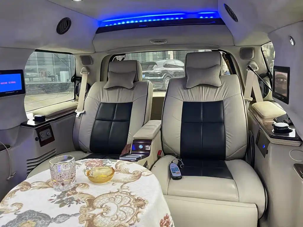 Lincoln Navigator 2010 5.4L AWD