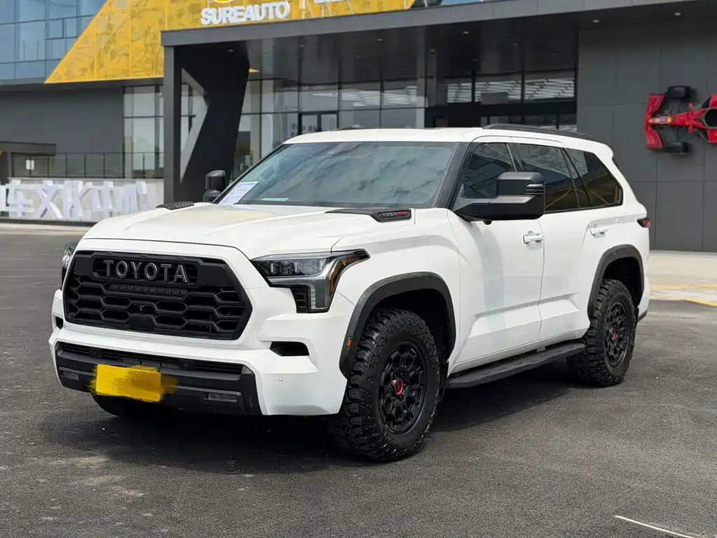 Toyota Sequoia