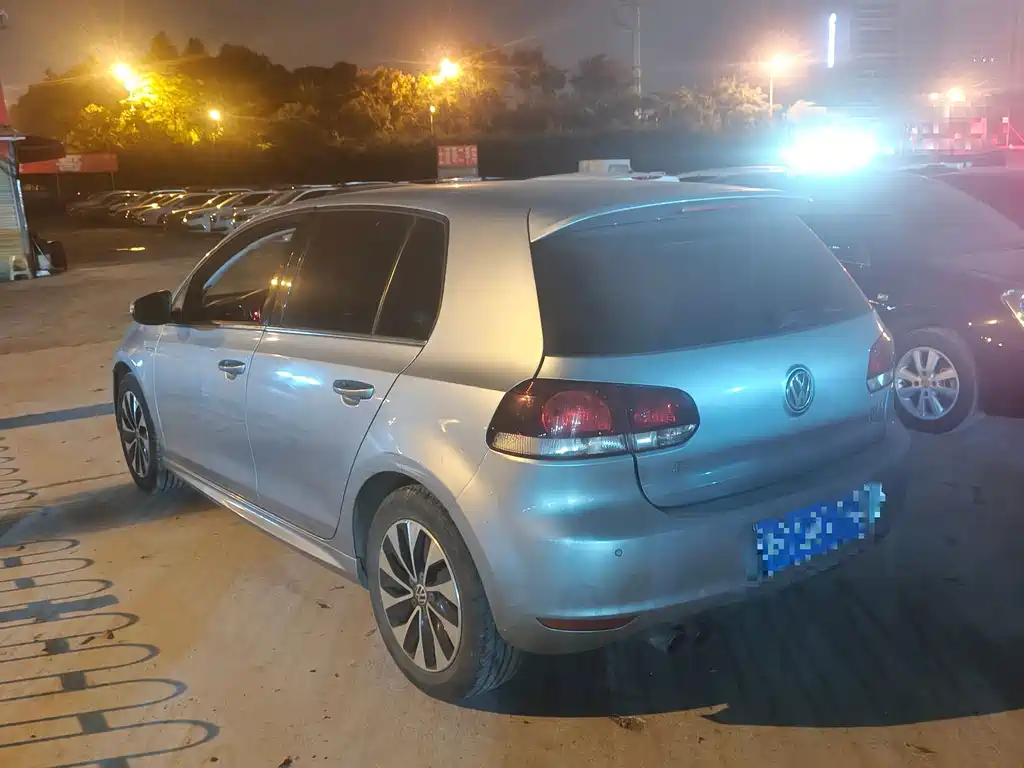 Volkswagen Golf — миниатюра 4