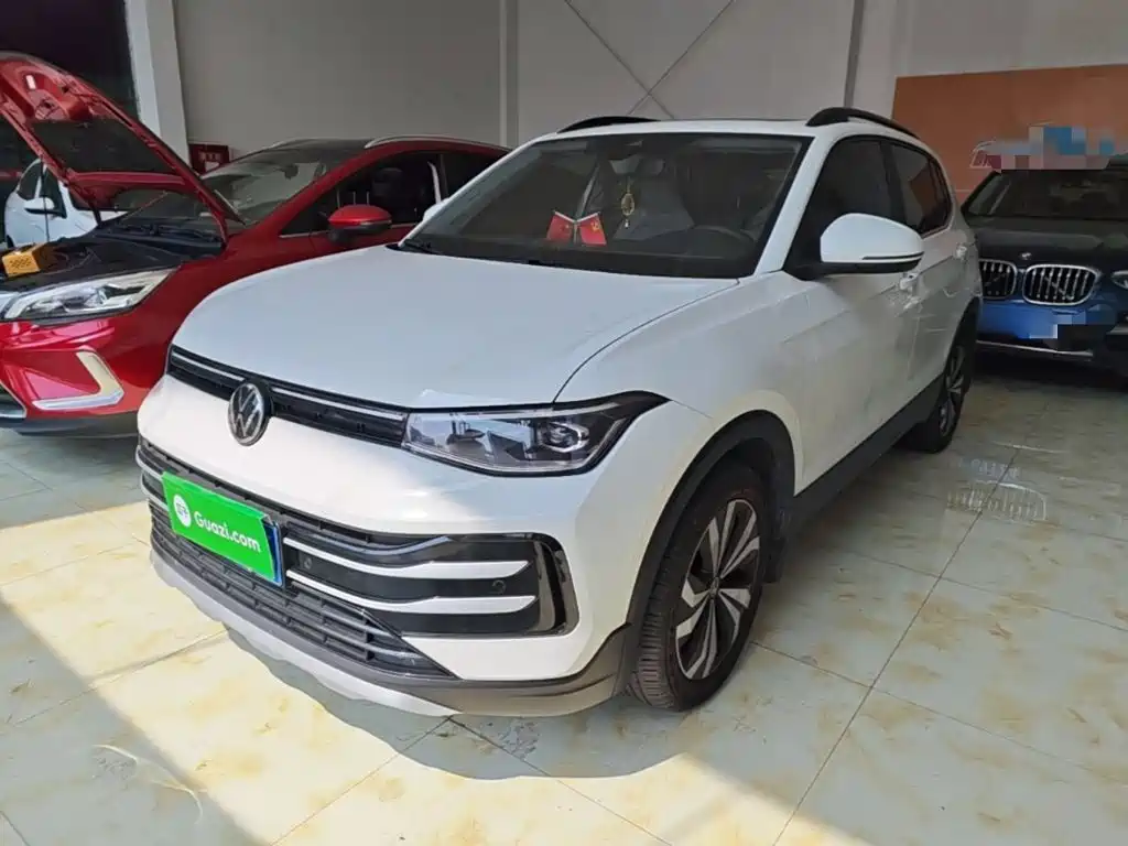 Volkswagen Tharu — миниатюра 2