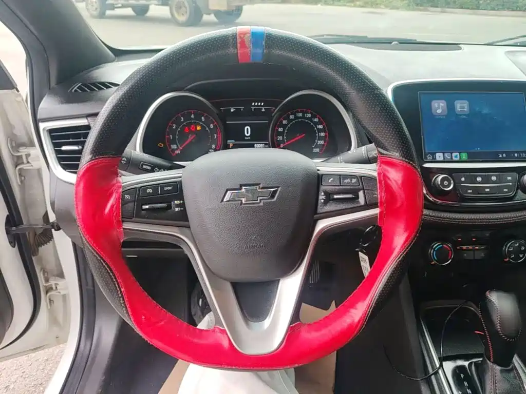 Chevrolet Monza — миниатюра 11