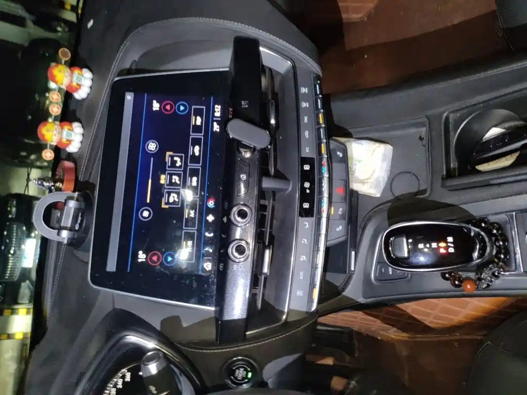 Cadillac CT5 — миниатюра 6