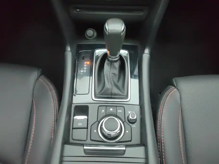 Mazda 3 Axela — миниатюра 16