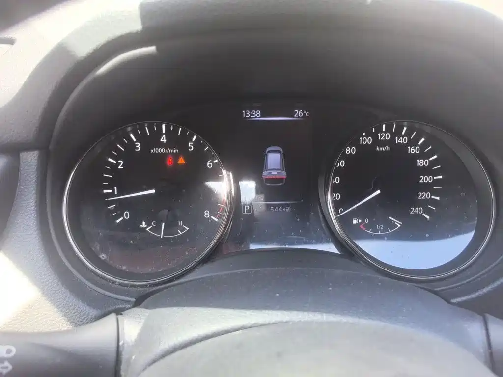 Nissan X-Trail — миниатюра 4