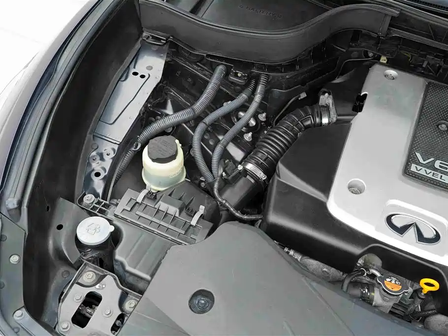 Infiniti QX70 — миниатюра 45