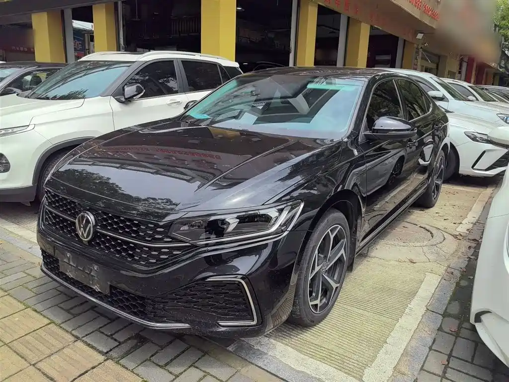 Купить Volkswagen Passat
