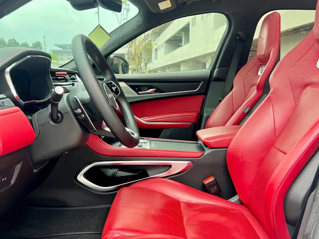 Jaguar F-PACE — миниатюра 7