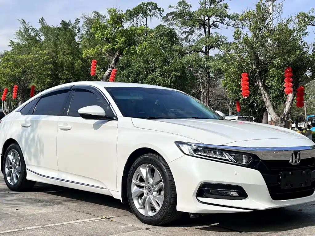 Honda Accord — миниатюра 2