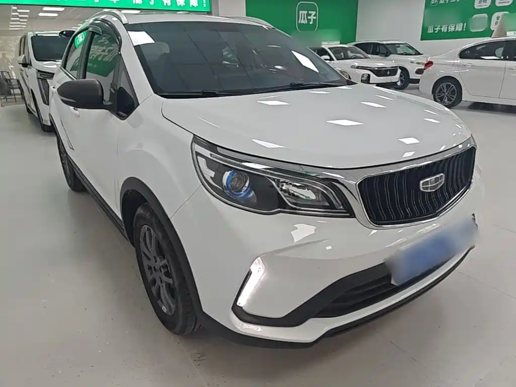 Geely Vision X3 — миниатюра 4