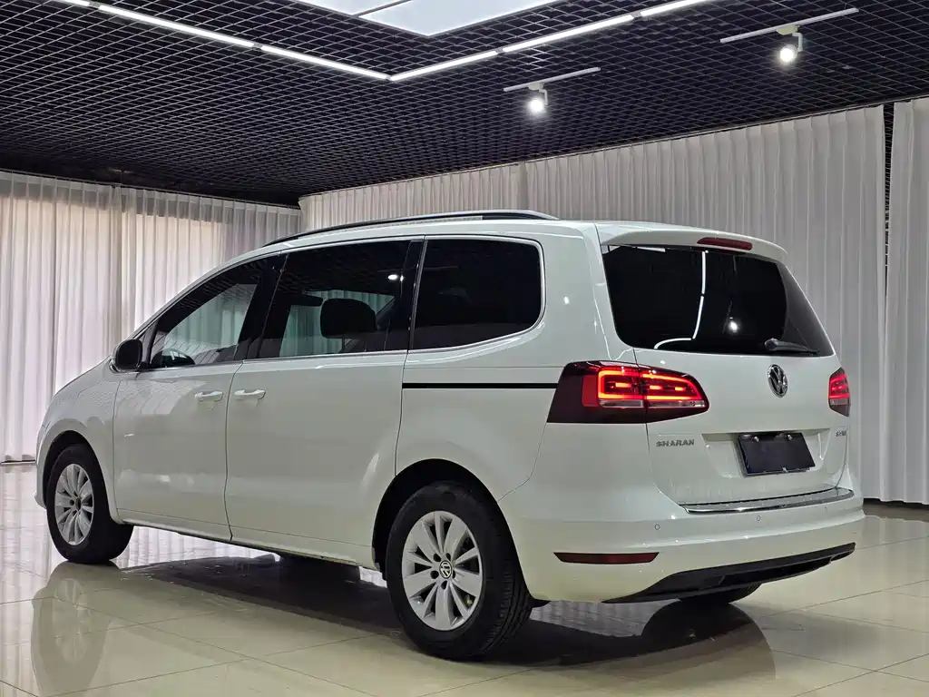Volkswagen Xia 2016 280TSI 7 мест