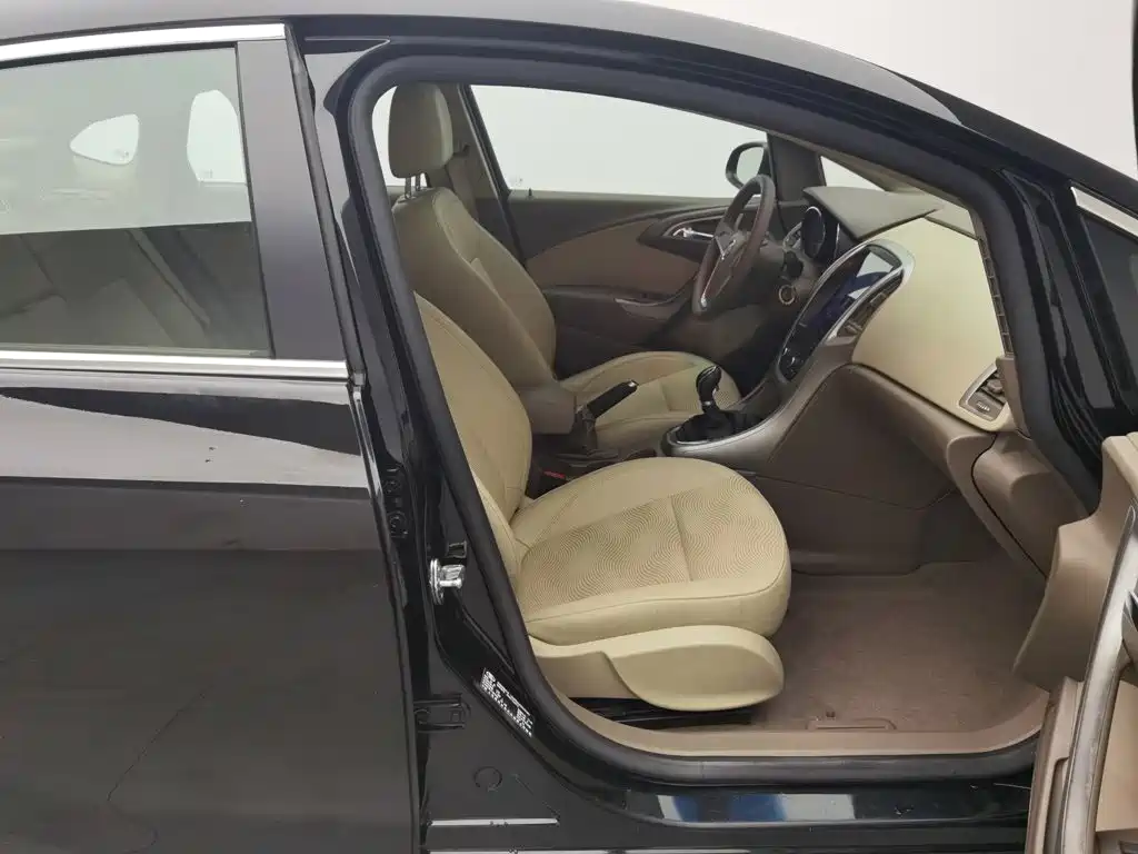Buick Excelle — миниатюра 23