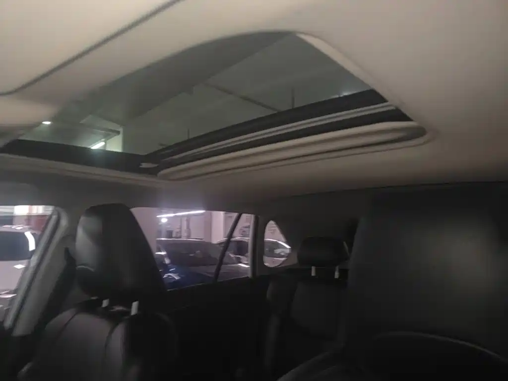 Toyota RAV4 — миниатюра 18