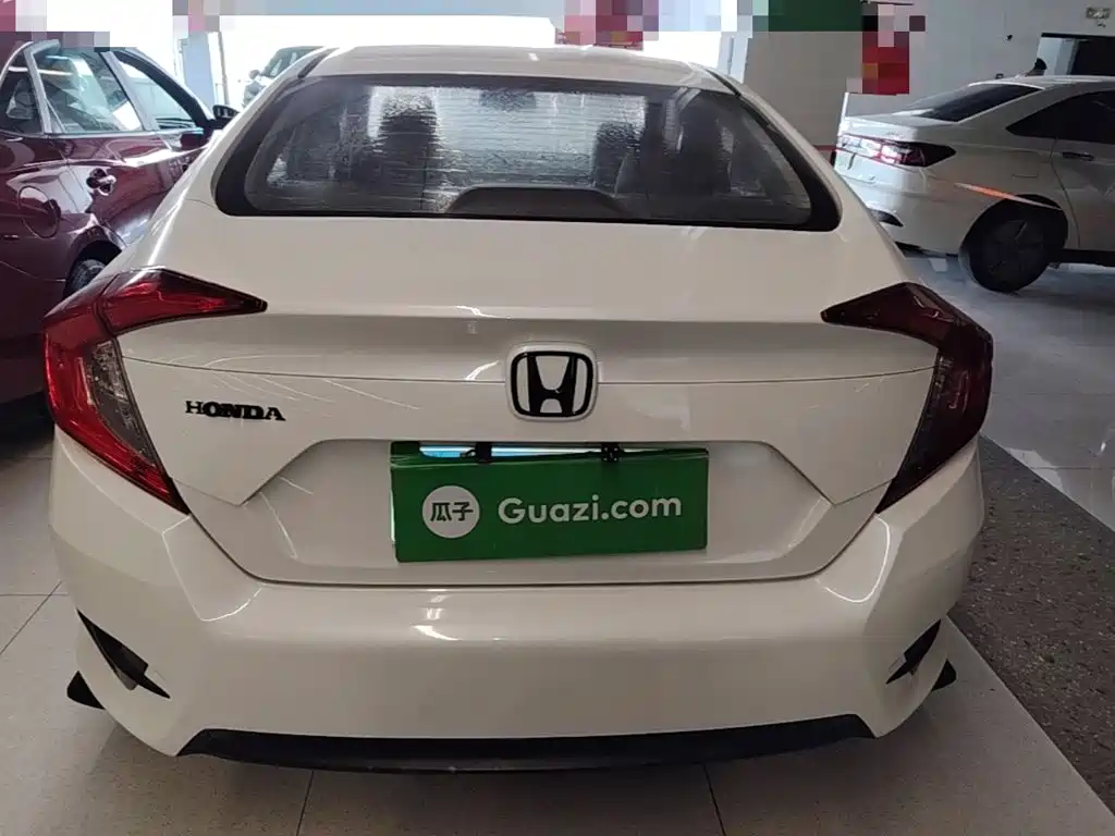 Honda Civic — миниатюра 6