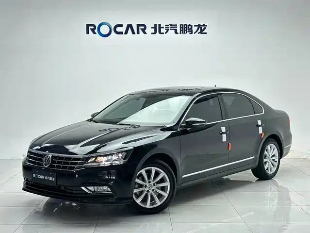VOLKSWAGEN PASSAT 2019