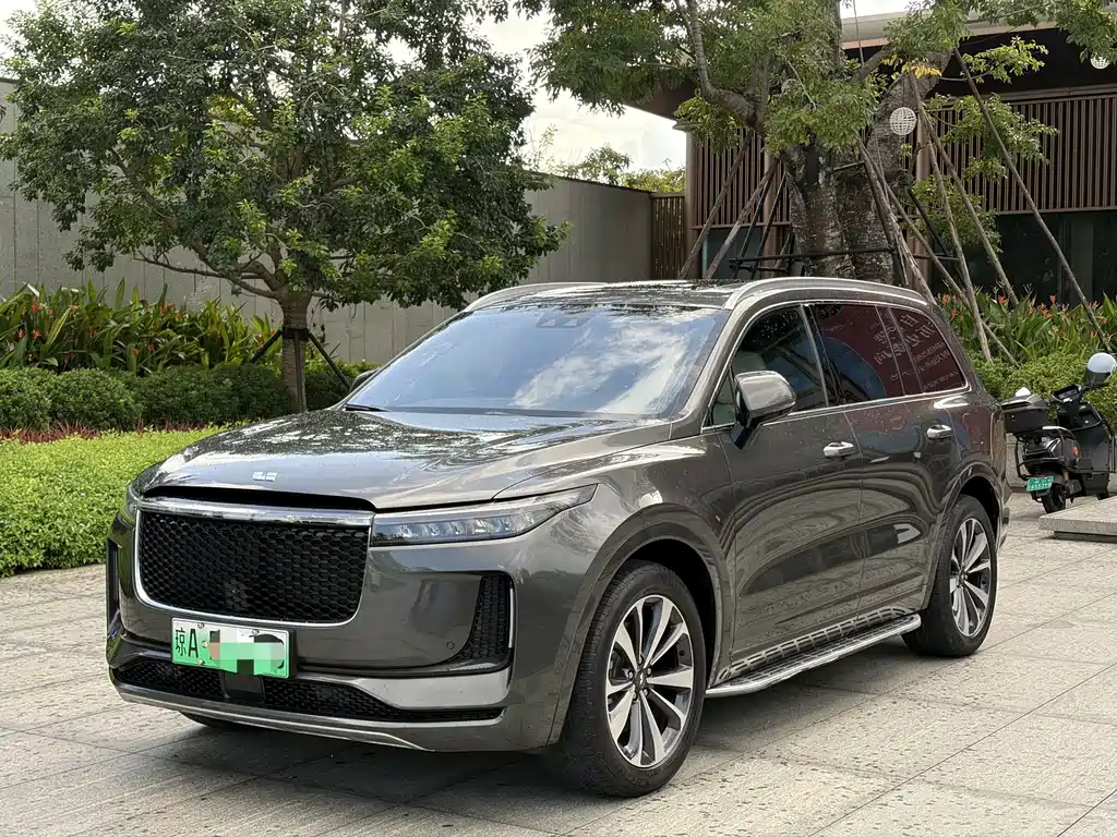 Li Auto Li ONE — миниатюра 2