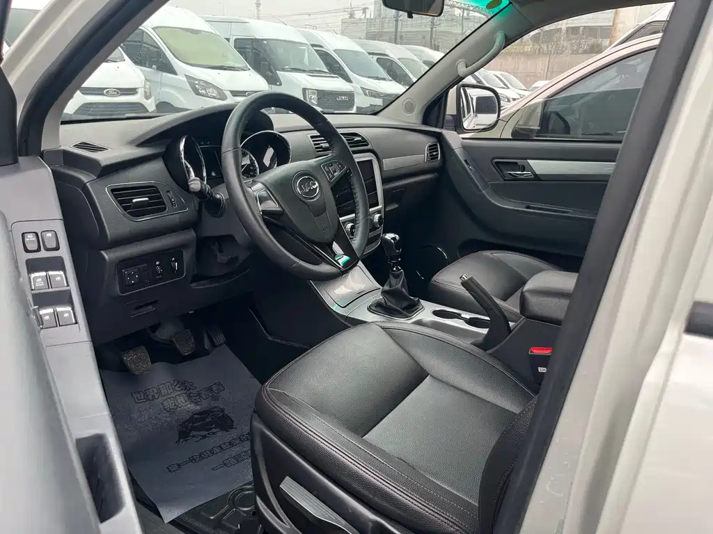 JAC JAC T6 — миниатюра 5