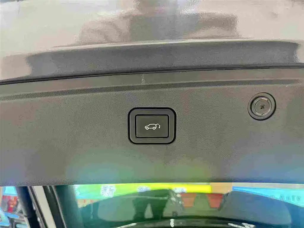 Changan UNI-Z 2024 iDD 125km