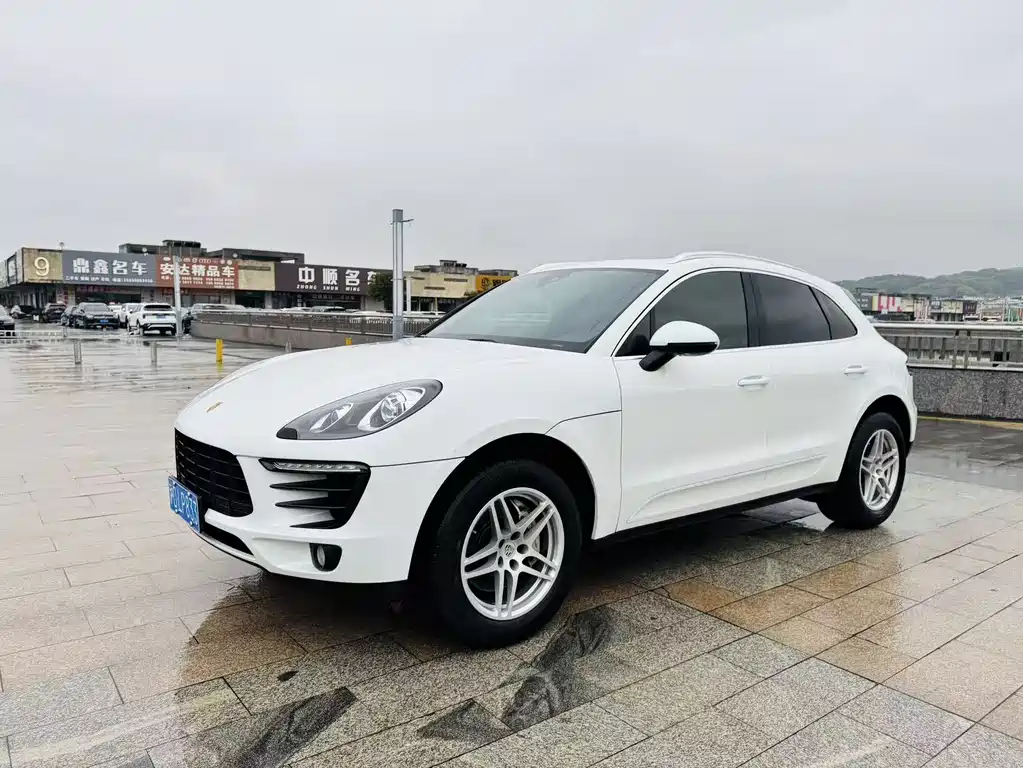 Porsche Macan 2017