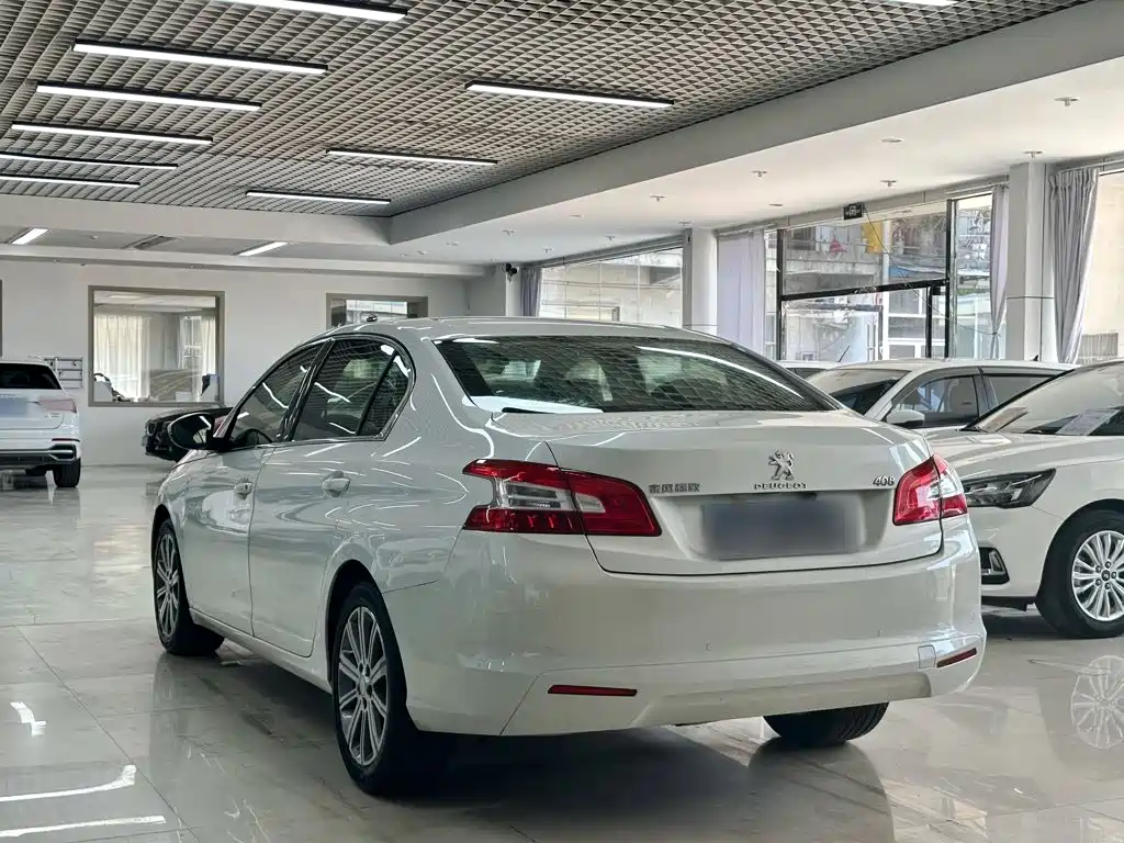 Peugeot 408 — миниатюра 23