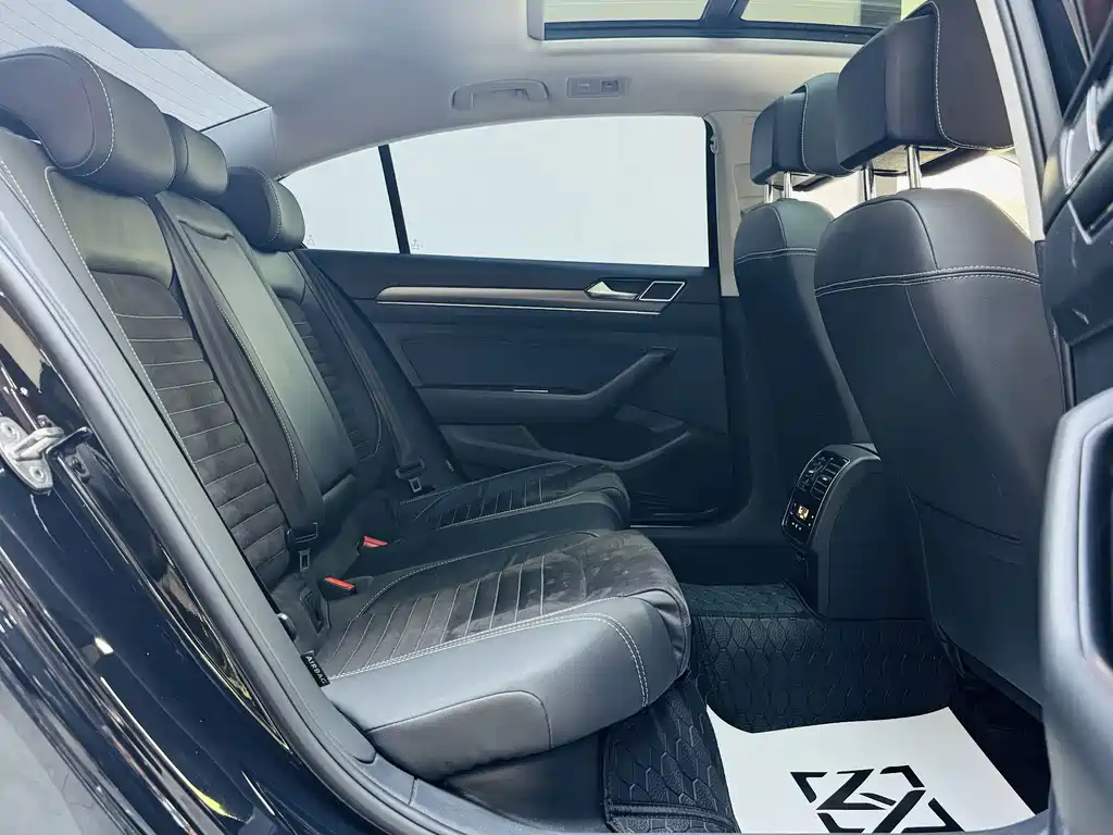 Volkswagen Magotan — миниатюра 12