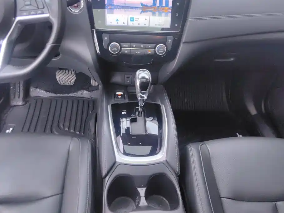 Nissan X-Trail — миниатюра 16