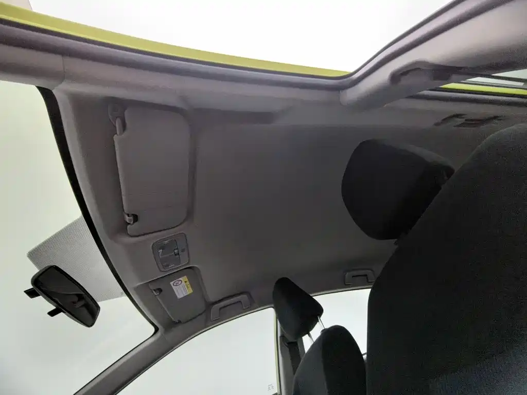Toyota Yaris L — миниатюра 14