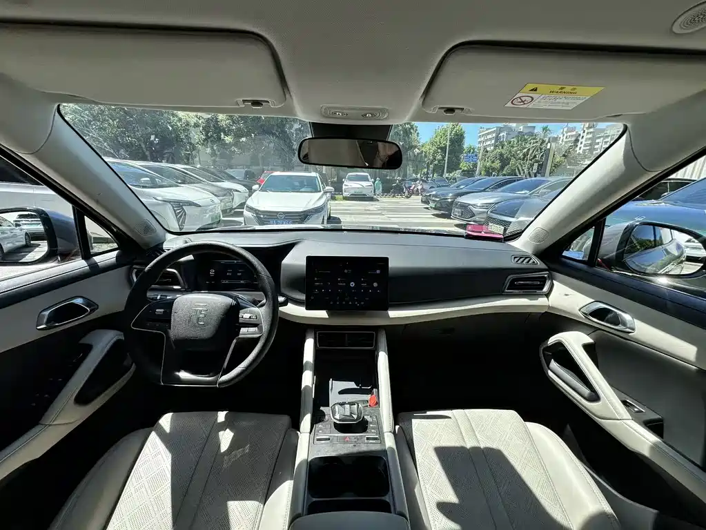BYD Yuan UP — миниатюра 5