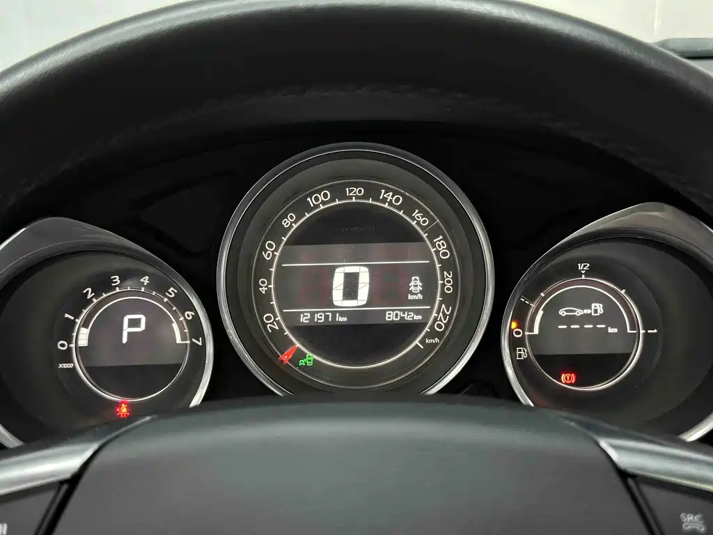 Citroen C4L — миниатюра 17