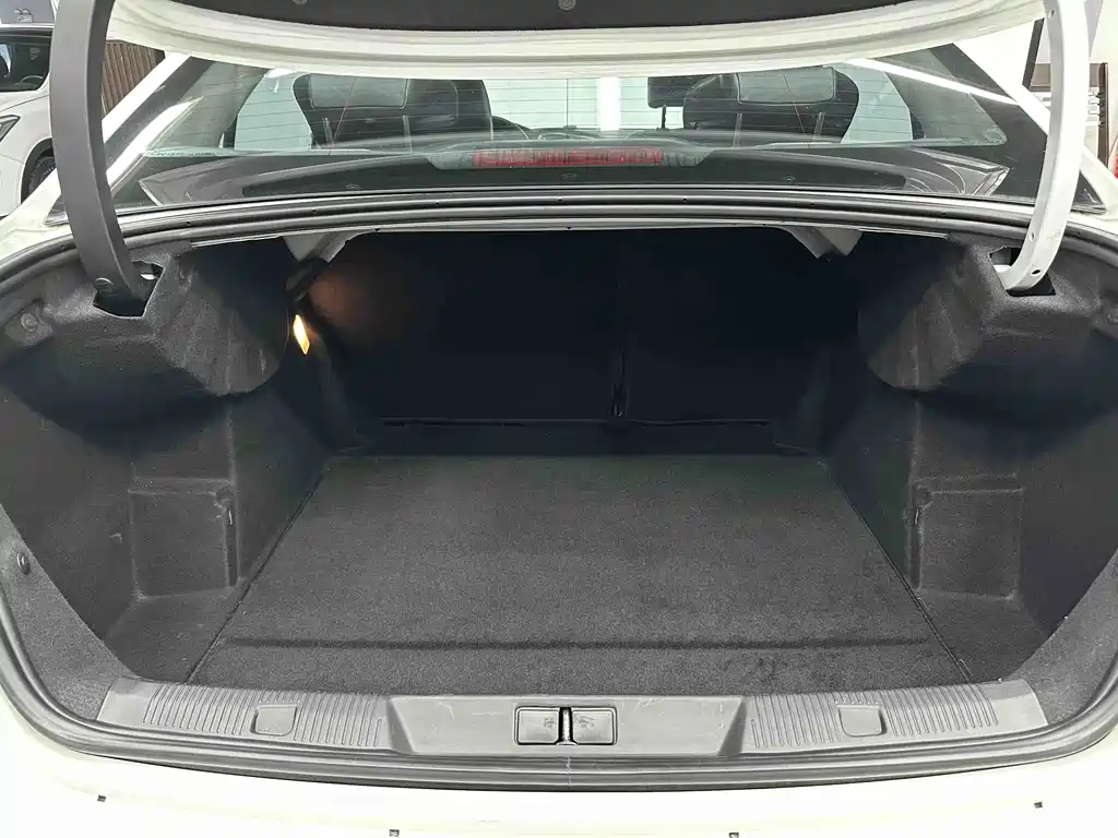 Citroen C4L — миниатюра 21