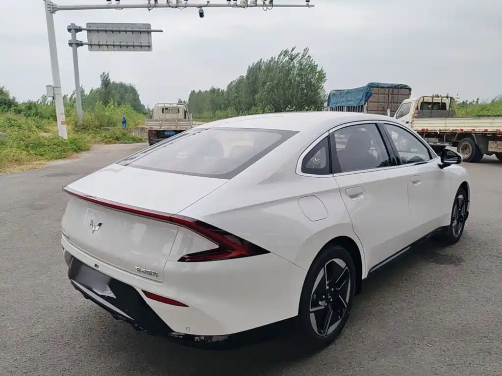 Wuling Xingguang — миниатюра 7
