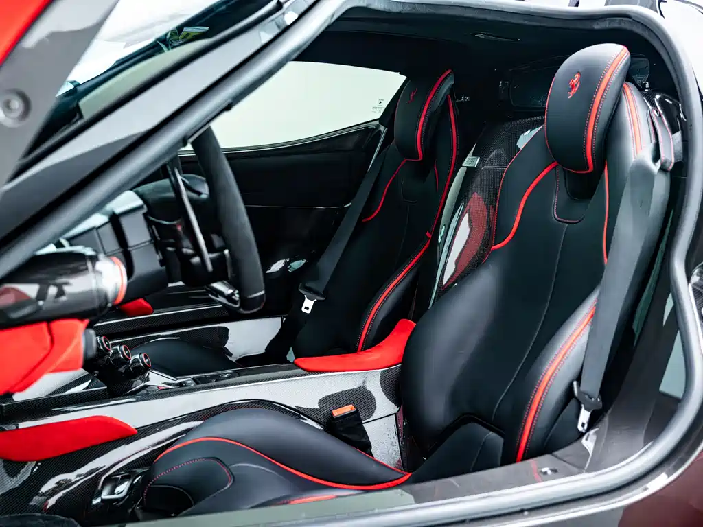 Ferrari LaFerrari 2014 6.3L Standard