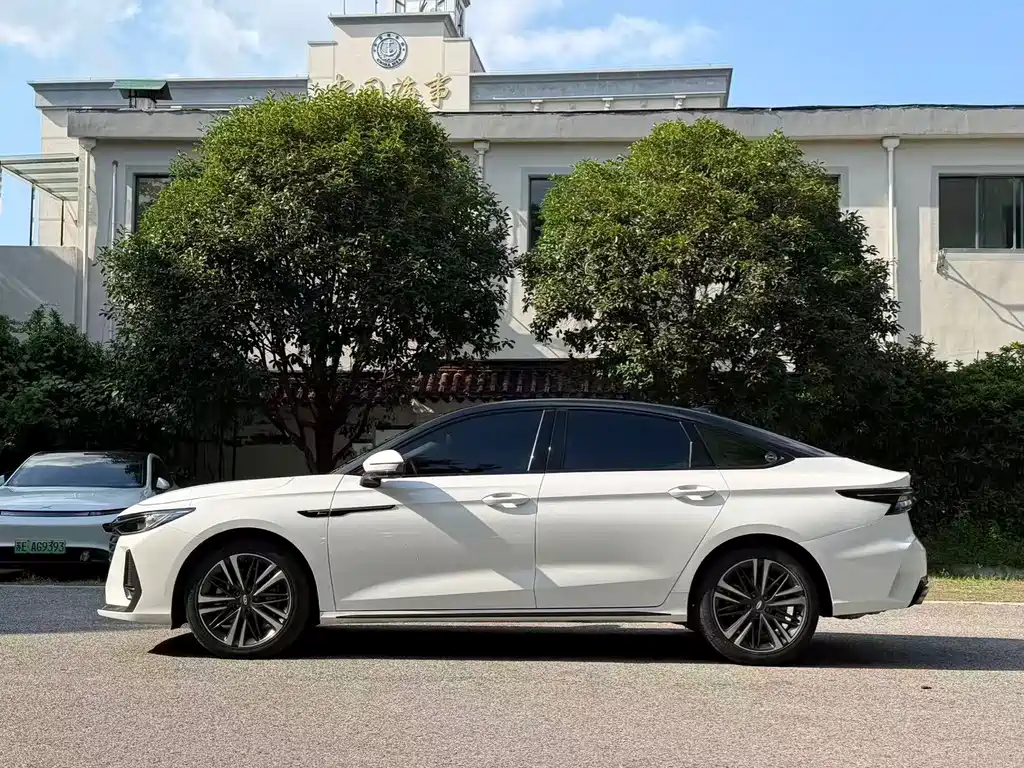Chery Arrizo 8 — миниатюра 3