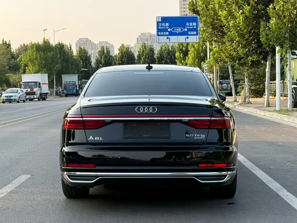 Audi A8 — миниатюра 20
