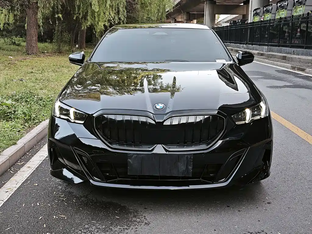 BMW 5 Series 5 2026 525Li M Sport