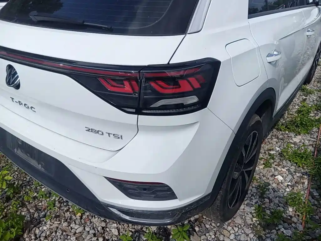 Volkswagen T-Roc — миниатюра 8