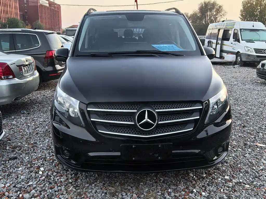 MERCEDES-BENZ VITO