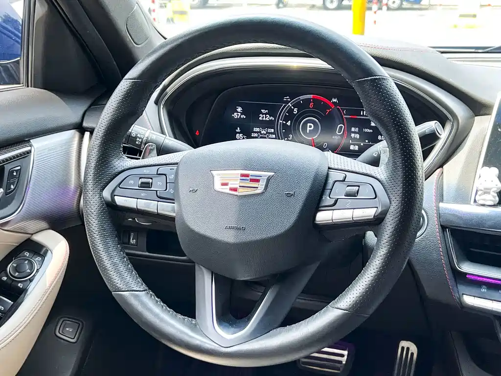 Cadillac CT5 — миниатюра 12