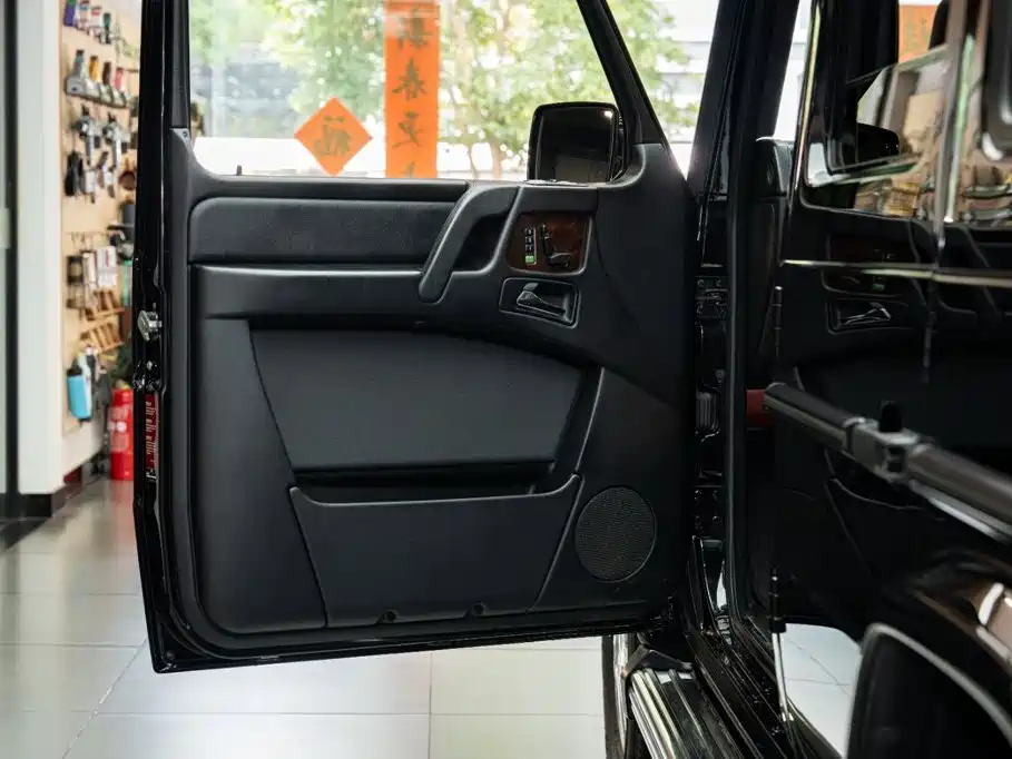 Mercedes-Benz G-Class — миниатюра 10