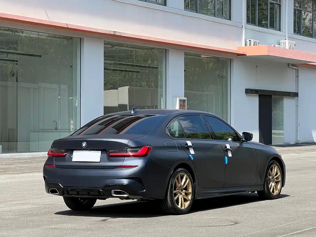 BMW 3 Series — миниатюра 7