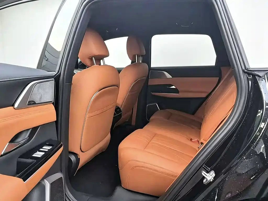 XPeng G9 — миниатюра 5