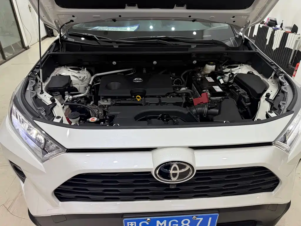 TOYOTA RAV4 RONGFANG