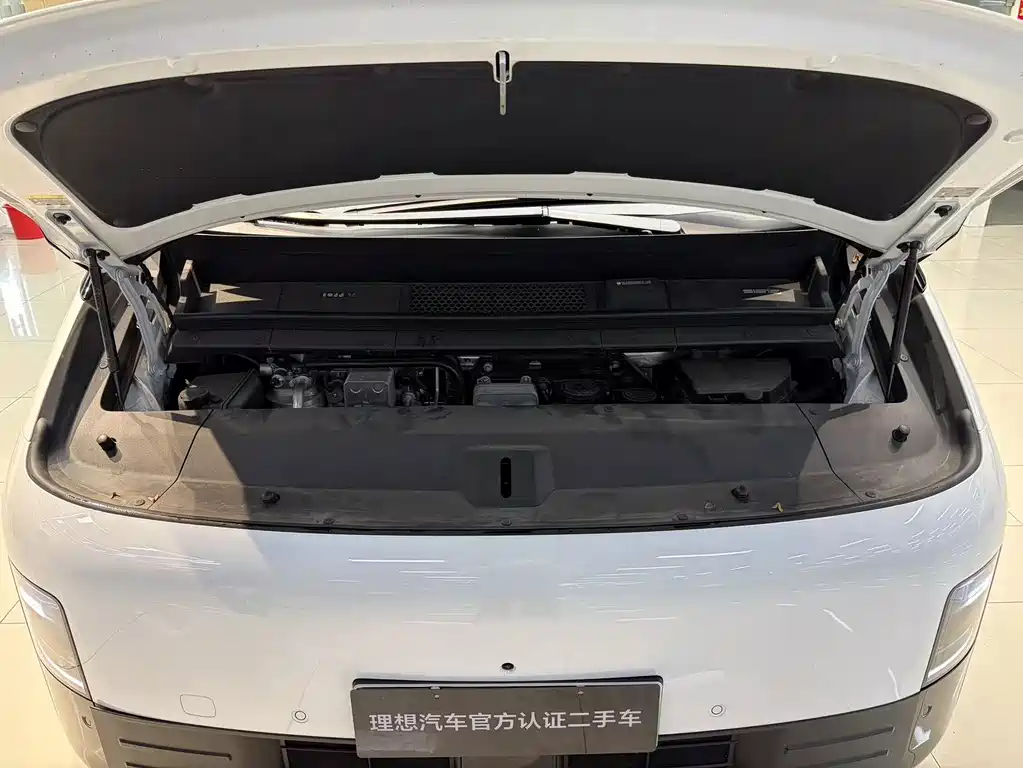 Li Auto Li MEGA — миниатюра 5