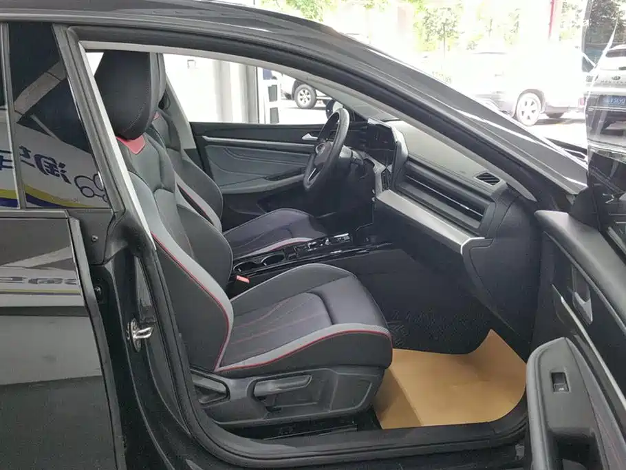 Volkswagen Lamando 2024 L 280TSI DSG