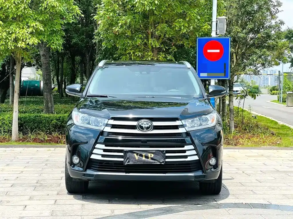 Toyota Highlander — миниатюра 2