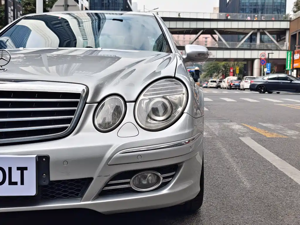 Mercedes-Benz E-Class E 2008 E 230 Fashion