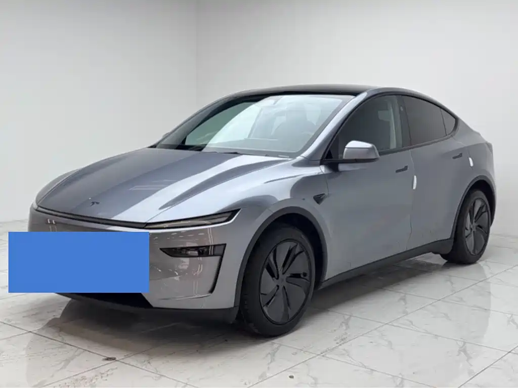 Tesla Model Y 2025