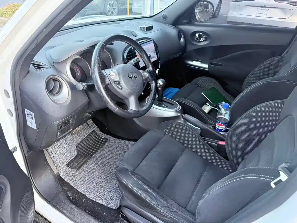 Infiniti ESQ — миниатюра 3