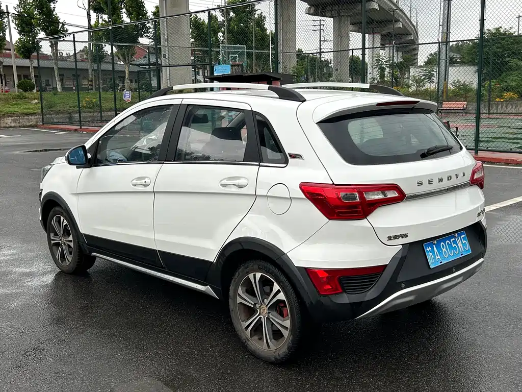 BAIC X25 2015 1.5L MT Elite