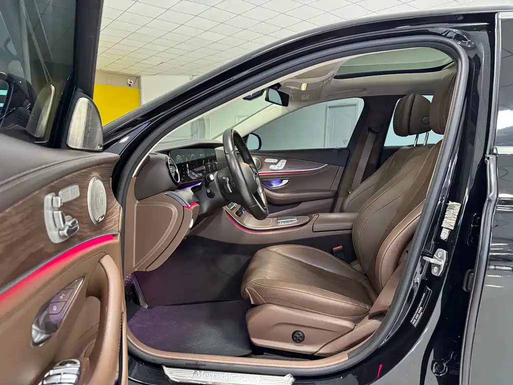 Mercedes-Benz E-Class — миниатюра 4